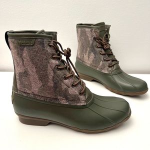 Sperry Saltwater Rain Boots Olive Green/Camouflage Water Resistant Men’s Size 10